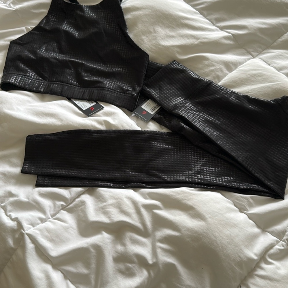 Black Peloton Show Up Digital Foil Leggings